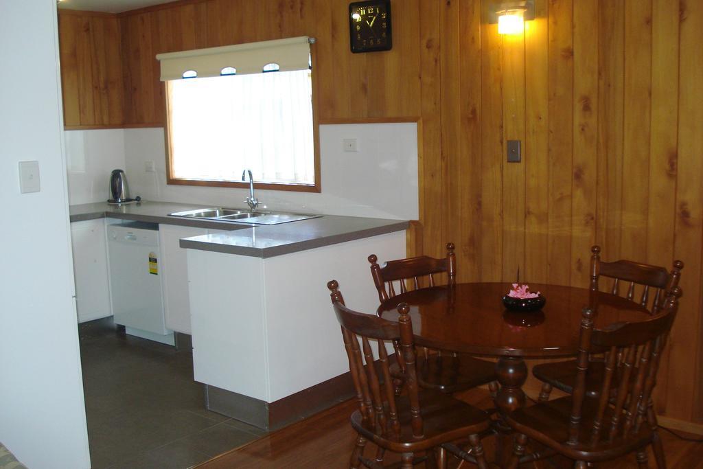 Shiralee Executive Cottages Burnt Pine Exterior photo