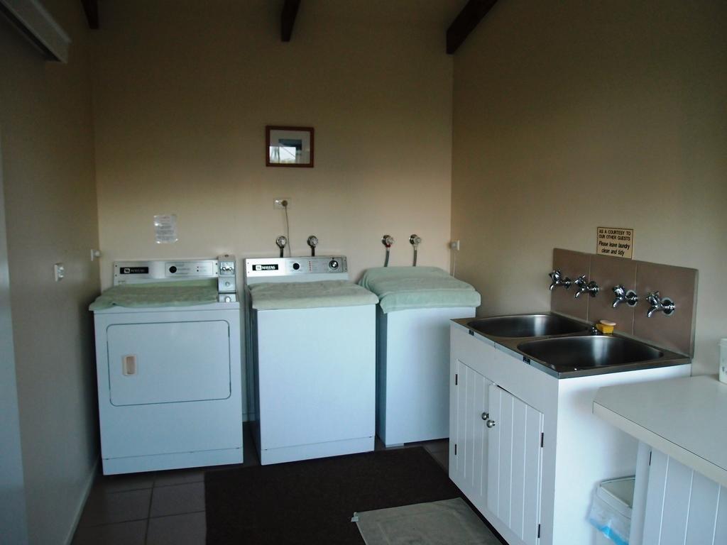 Shiralee Executive Cottages Burnt Pine Exterior photo