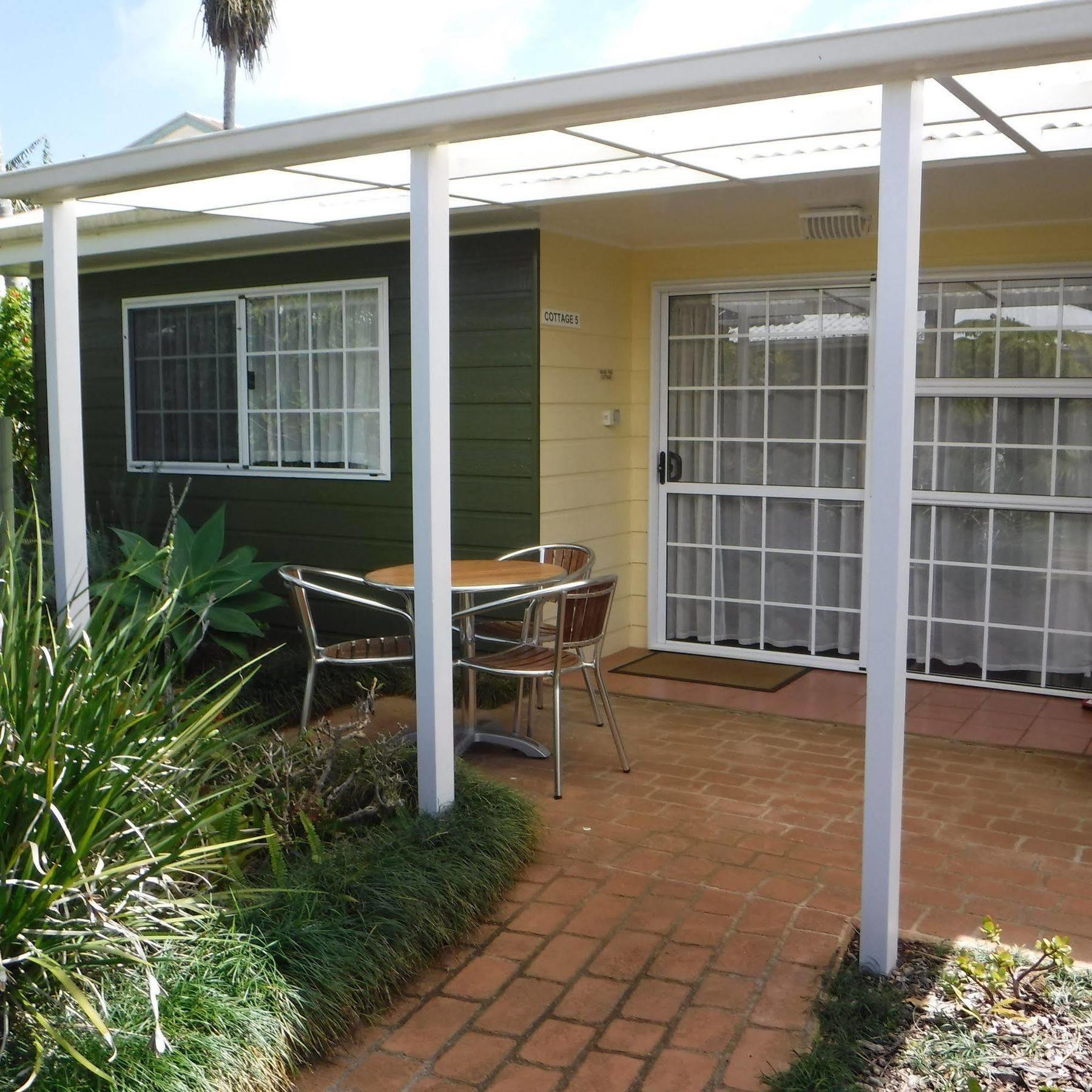 Shiralee Executive Cottages Burnt Pine Exterior photo